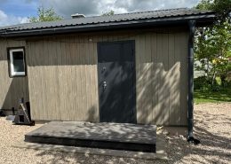 Durvju modelis Kurzeme ar izturīgiem materiāliem un augstu drošību