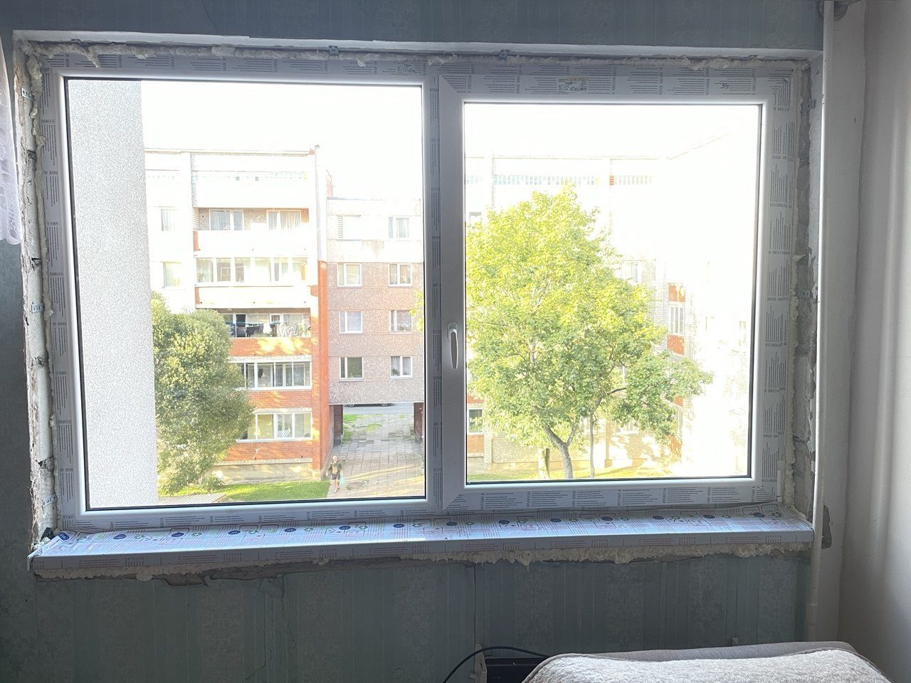 Jaunie PVC logi uzstādīti dzīvoklī ar profesionālu pieeju no SIA Best Plus